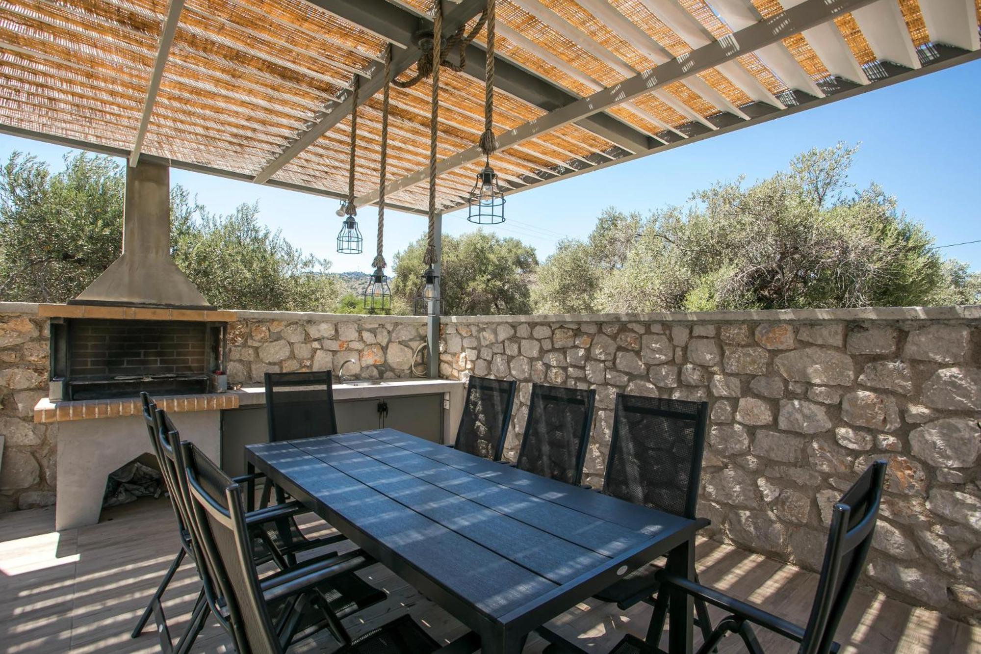Kastalys Villa *